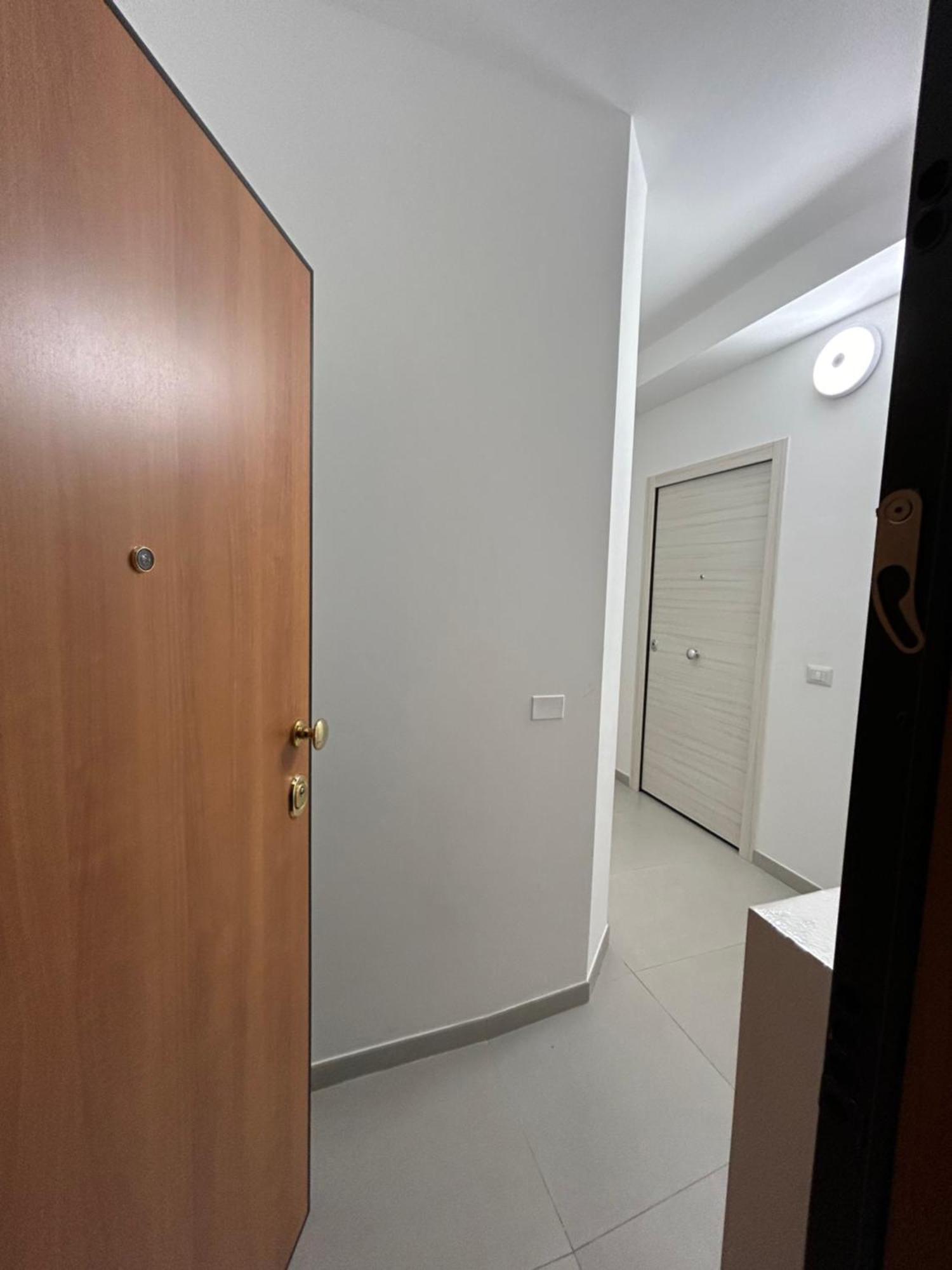 Im Home - Viale Monza Milan Bagian luar foto